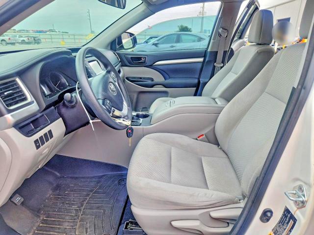 70268436 :رقم المزاد ، 5TDZKRFH6GS182541 vin ، 2016 Toyota Highlander مزاد بيع