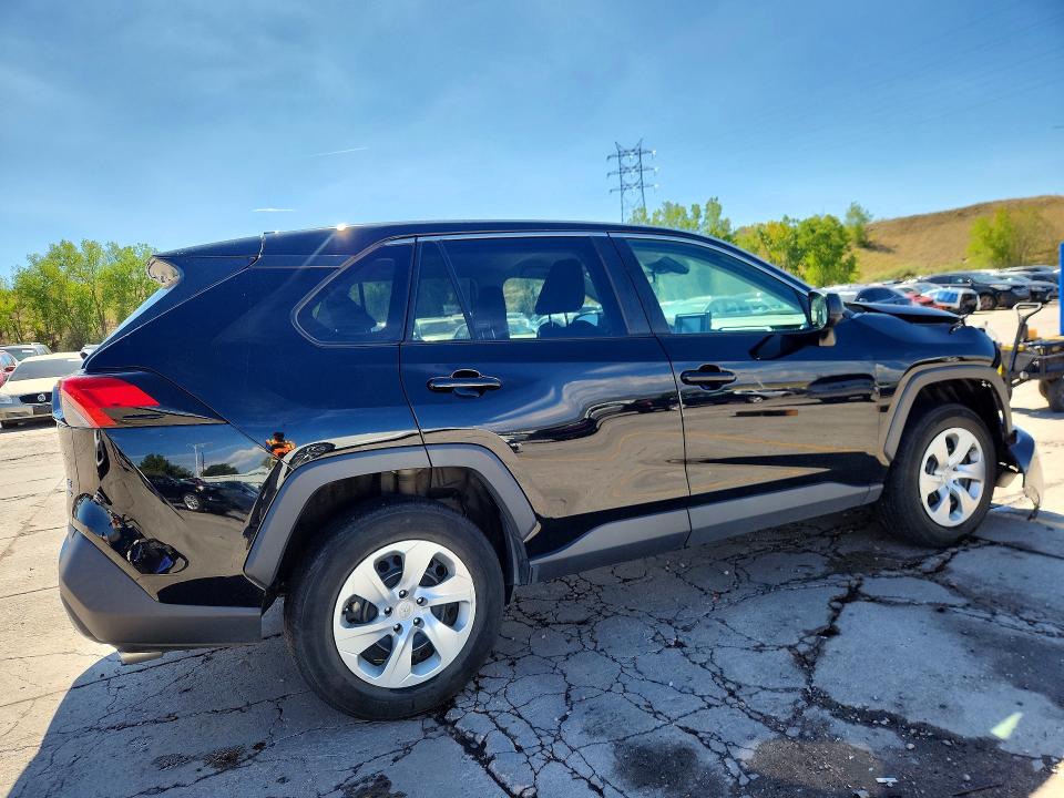 Продажа на аукционе авто 2022 Toyota Rav4, vin: 2T3F1RFV0NW281735, номер лота: 68102496