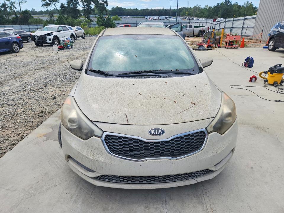 69844686 :رقم المزاد ، KNAFK4A61F5379534 vin ، 2015 Kia Forte مزاد بيع