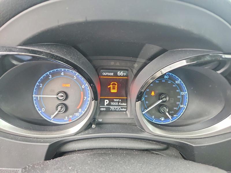 70875496 :رقم المزاد ، 5YFBURHE8FP184586 vin ، 2015 Toyota Corolla مزاد بيع