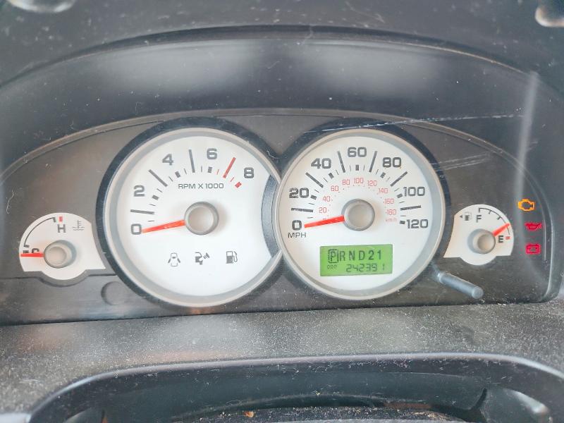 2005 Ford Escape მანქანა იყიდება აუქციონზე, vin: 1FMYU02Z15KD89208, აუქციონის ნომერი: 69395536