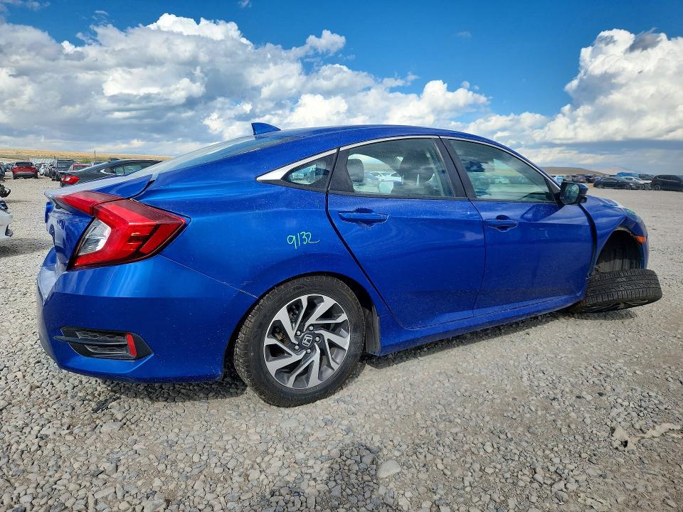 2018 Honda Civic მანქანა იყიდება აუქციონზე, vin: 19XFC2F72JE018431, აუქციონის ნომერი: 69192346