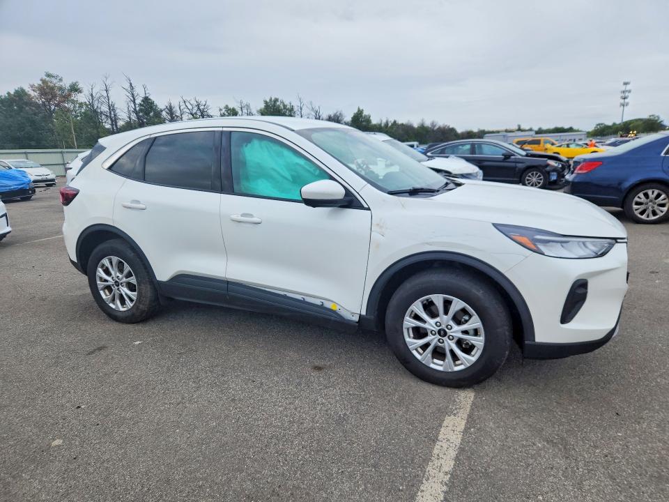 69324136 :رقم المزاد ، 1FMCU9GNXPUB05599 vin ، 2023 Ford Escape مزاد بيع