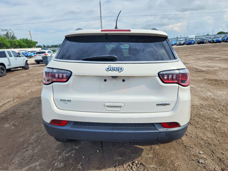 69924026 :رقم المزاد ، 3C4NJCBB6KT809477 vin ، 2019 Jeep Compass مزاد بيع