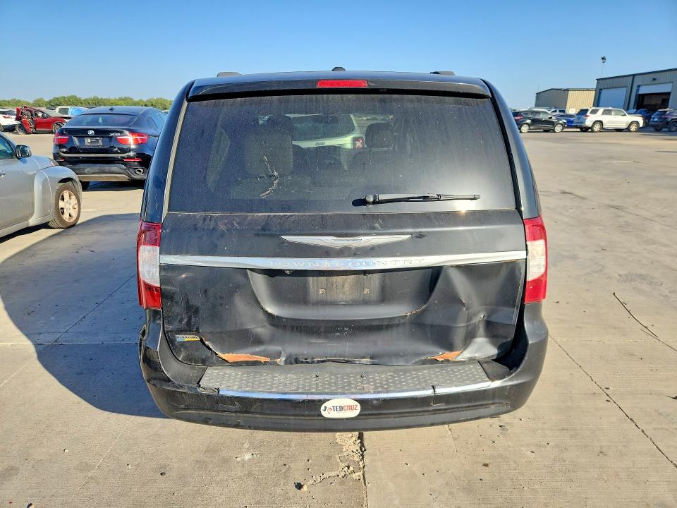 68966326 :رقم المزاد ، 2C4RC1BG3CR350747 vin ، 2012 Chrysler Town & Country مزاد بيع