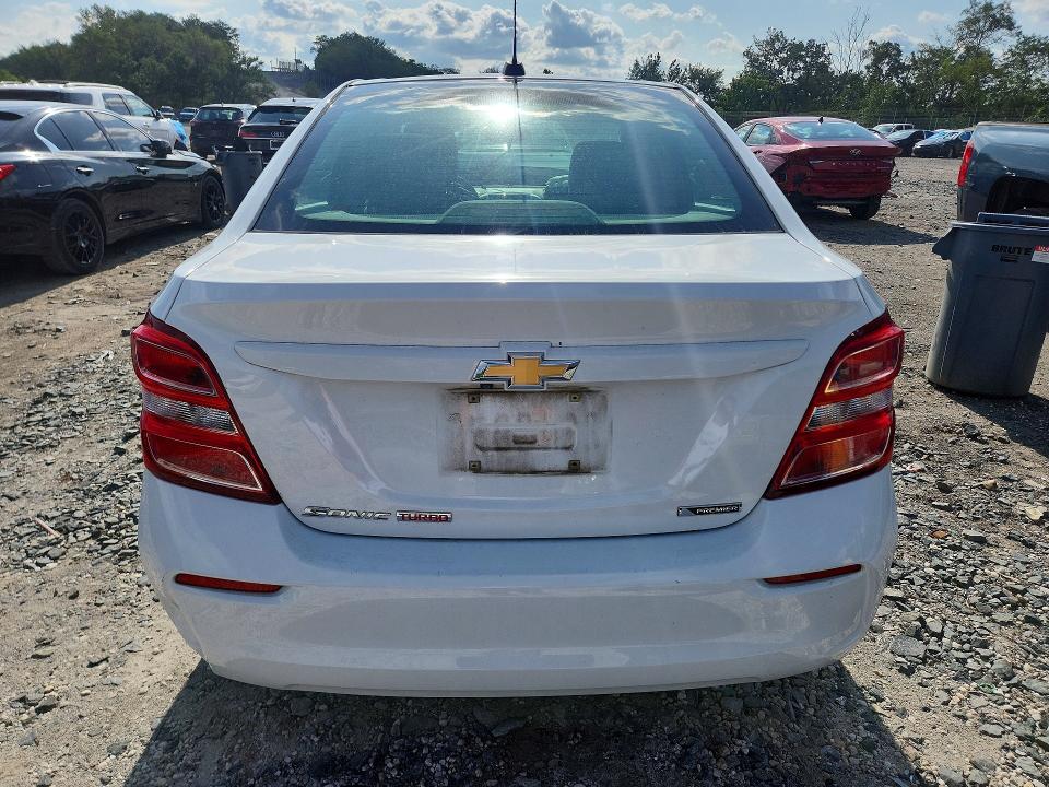 Продажа на аукционе авто 2018 Chevrolet Sonic, vin: 1G1JF5SB8J4106830, номер лота: 67934816
