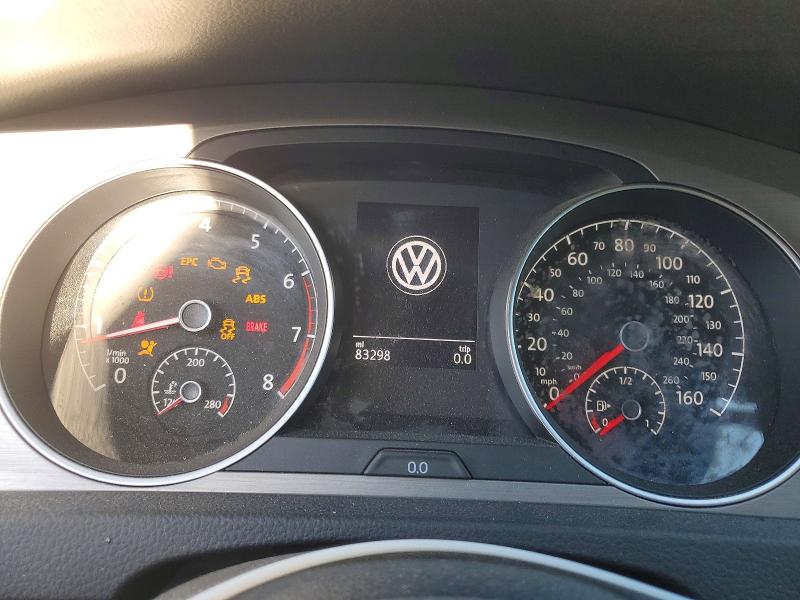 69392196 :رقم المزاد ، 3VW217AUXHM072040 vin ، 2017 Volkswagen Golf مزاد بيع