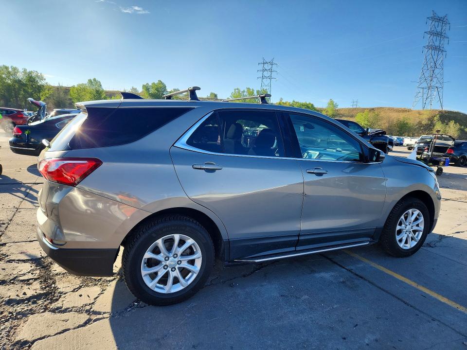 Продажа на аукционе авто 2018 Chevrolet Equinox, vin: 3GNAXUEU4JS552718, номер лота: 66848776