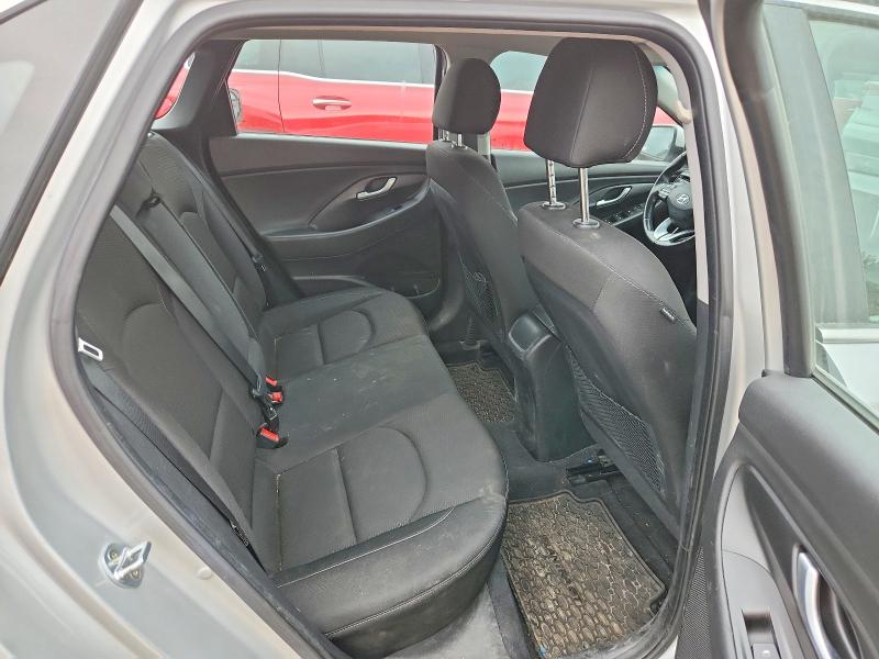 2018 Hyundai Elantra Gt მანქანა იყიდება აუქციონზე, vin: KMHH35LEXJU071209, აუქციონის ნომერი: 70659496