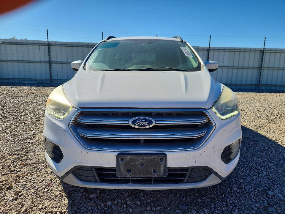Продаж на аукціоні авто 2017 Ford Escape, vin: 1FMCU9G90HUD85618, номер лоту: 69012026