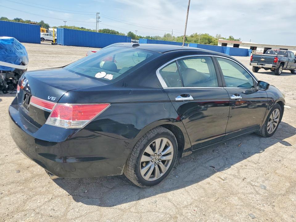 2012 Honda Accord მანქანა იყიდება აუქციონზე, vin: 1HGCP3F83CA017818, აუქციონის ნომერი: 68915306