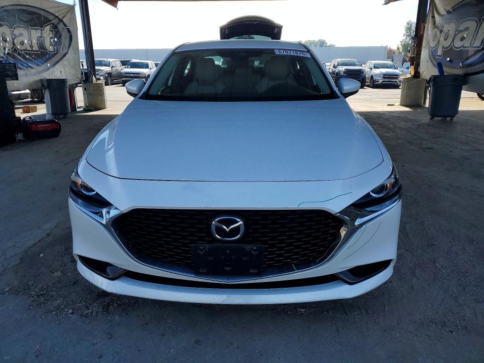 67871876 :رقم المزاد ، 3MZBPADL9KM105518 vin ، 2019 Mazda 3 مزاد بيع