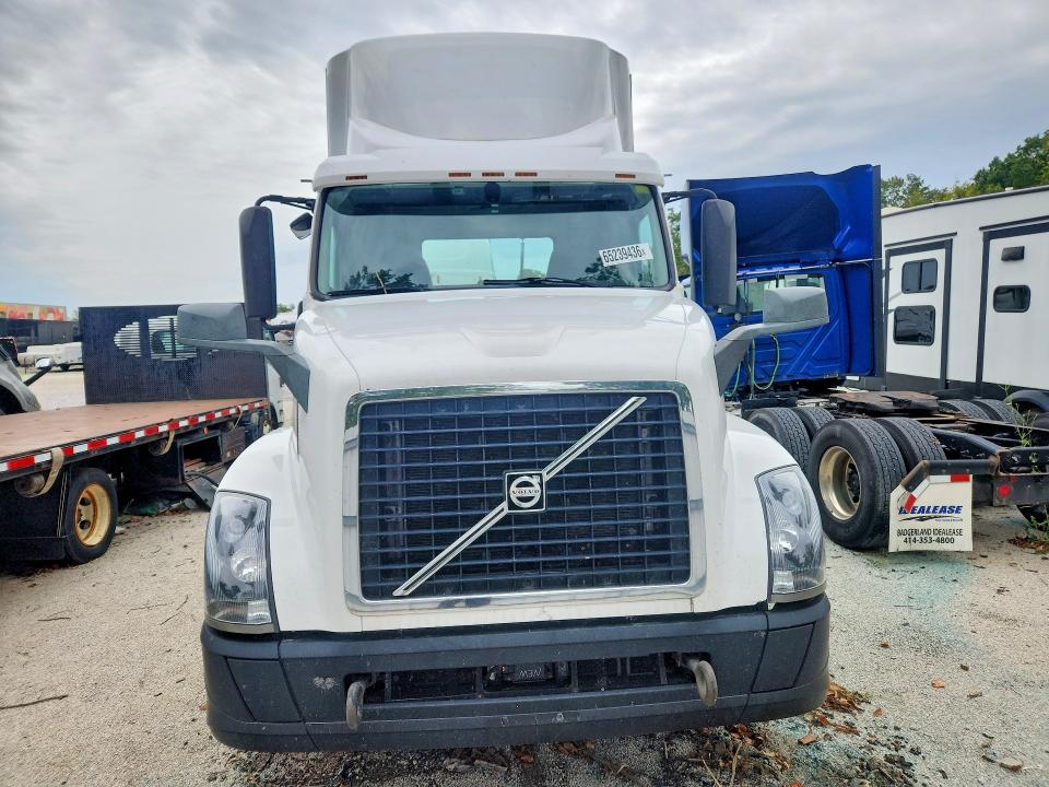 Продажа на аукционе авто 2018 Volvo Vnl, vin: 4V4N39TG3JN892621, номер лота: 65239436