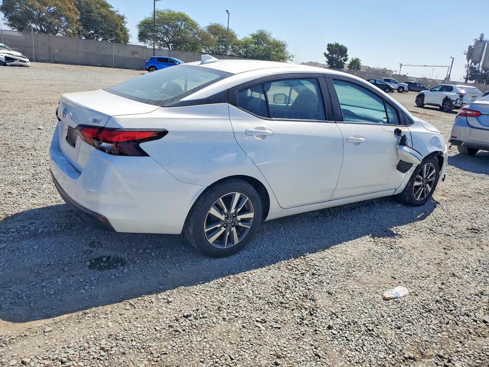 2021 Nissan Versa მანქანა იყიდება აუქციონზე, vin: 3N1CN8EV5ML881288, აუქციონის ნომერი: 69947216