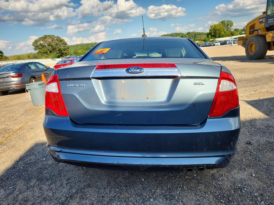 68507726 :رقم المزاد ، 3FAHP0JA9BR221515 vin ، 2011 Ford Fusion مزاد بيع
