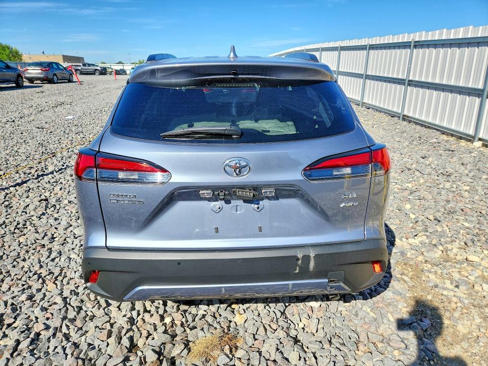 66688756 :رقم المزاد ، 7MUDAABG7NV039743 vin ، 2022 Toyota Corolla Cross مزاد بيع