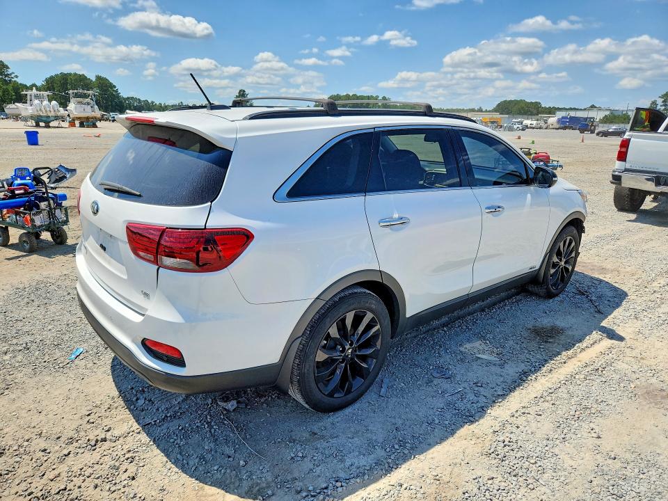 66951986 :رقم المزاد ، 5XYPGDA57LG695703 vin ، 2020 Kia Sorento مزاد بيع