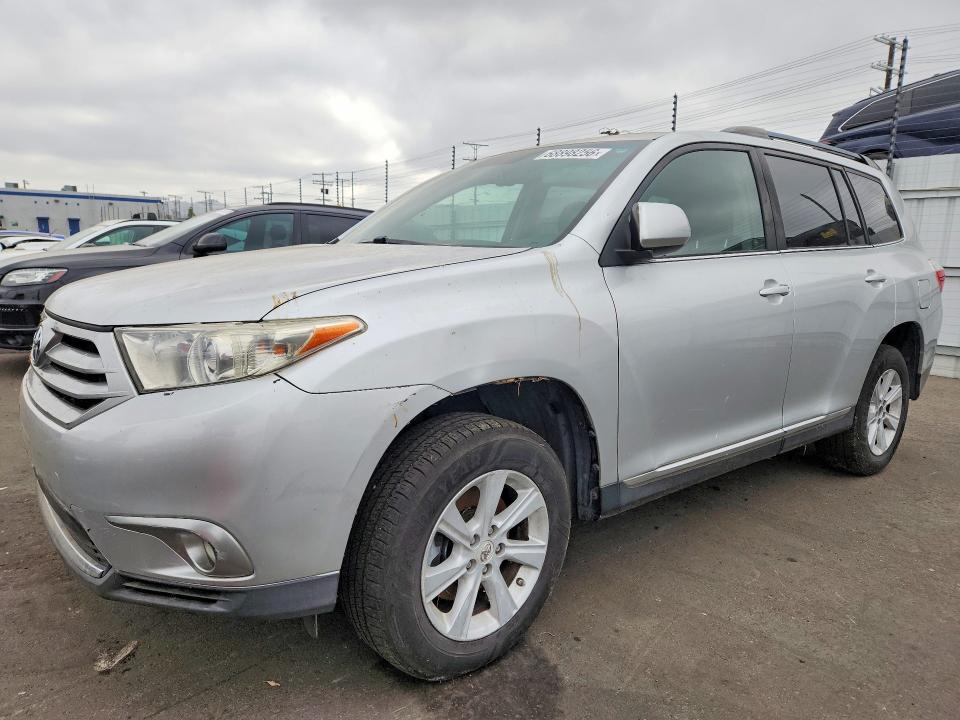 Auction sale of the 2011 Toyota Highlander, vin: 5TDZK3EH8BS025164, lot number: 68898256