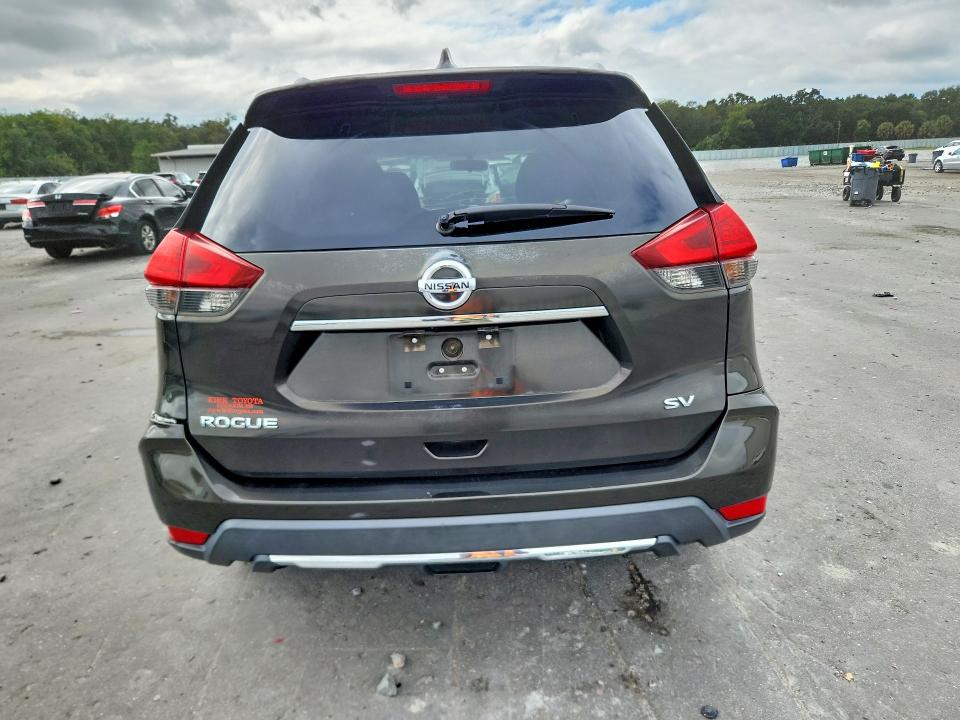 2017 Nissan Rogue მანქანა იყიდება აუქციონზე, vin: KNMAT2MT1HP501753, აუქციონის ნომერი: 68890866