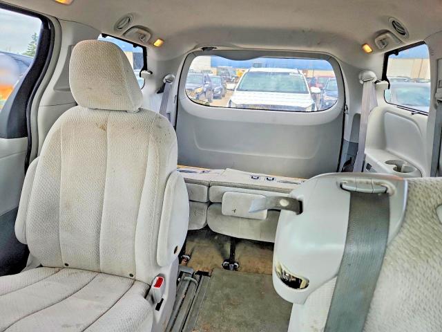 Продажа на аукционе авто 2014 Toyota Sienna, vin: 5TDKK3DC4ES508498, номер лота: 70665456