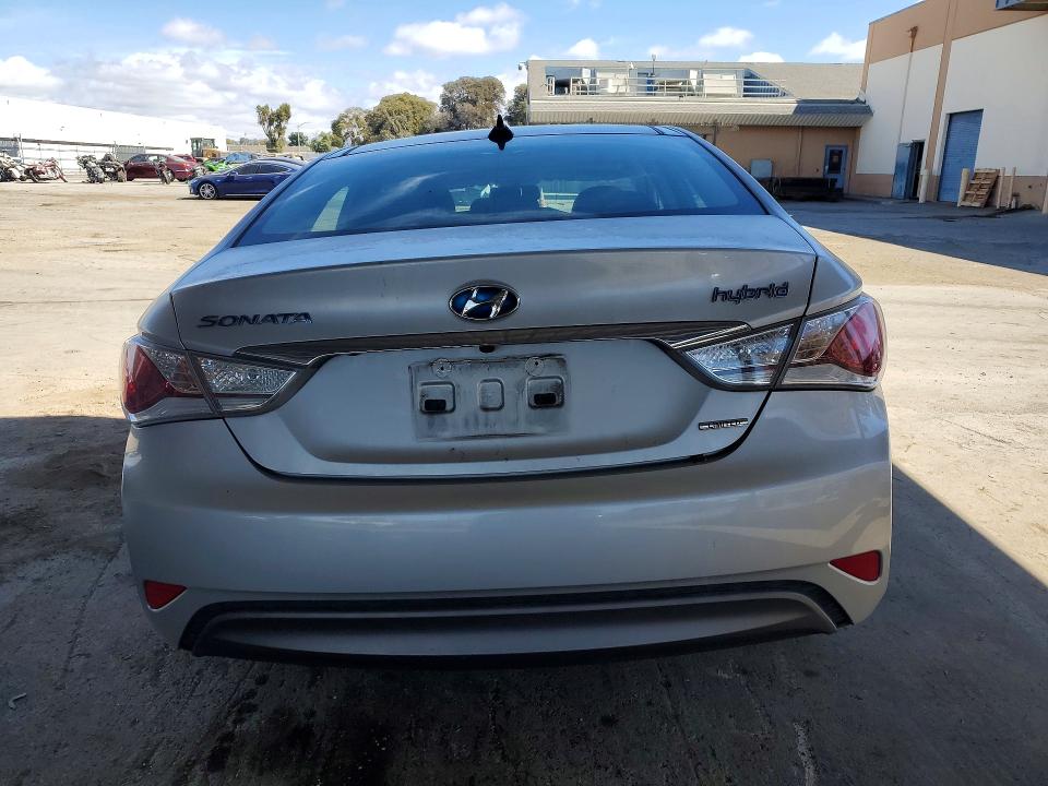 Продаж на аукціоні авто 2015 Hyundai Sonata Hybrid, vin: KMHEC4A4XFA123972, номер лоту: 70555356
