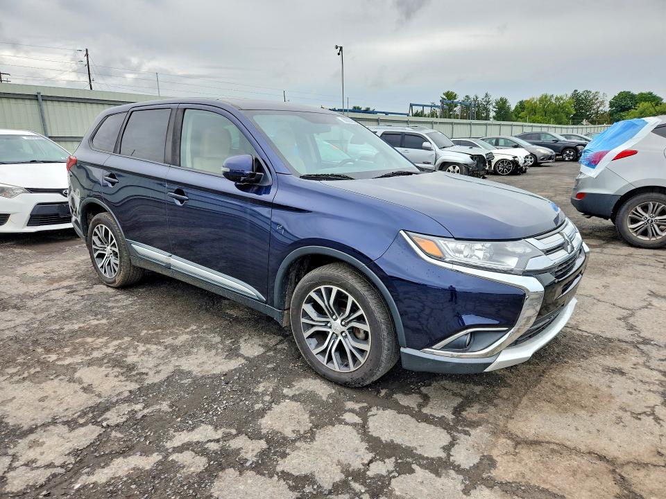 Продажа на аукционе авто 2018 Mitsubishi Outlander, vin: JA4AZ3A31JZ071509, номер лота: 69527316