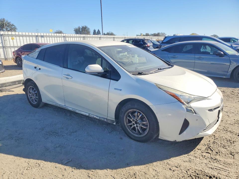 2018 Toyota Prius მანქანა იყიდება აუქციონზე, vin: JTDKBRFU6J3599231, აუქციონის ნომერი: 70568246