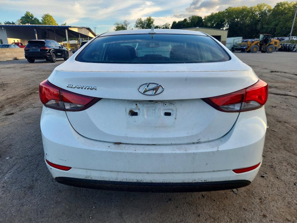 Продаж на аукціоні авто 2015 Hyundai Elantra, vin: 5NPDH4AE2FH595571, номер лоту: 70185556