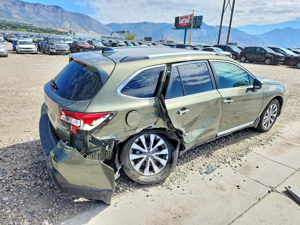 69981036 :رقم المزاد ، 4S4BSETC7J3314777 vin ، 2018 Subaru Outback مزاد بيع