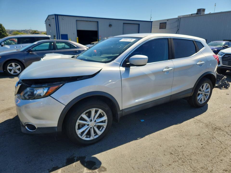 Продажа на аукционе авто 2017 Nissan Rogue Sport, vin: JN1BJ1CP4HW029453, номер лота: 69884106