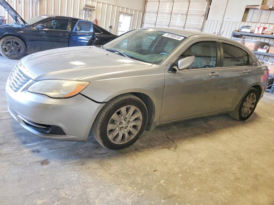 Aukcja sprzedaży 2013 Chrysler 200, vin: 1C3CCBAB9DN642200, numer aukcji: 70780916