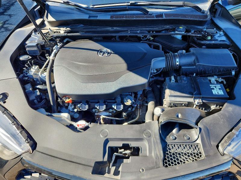 68102426 :رقم المزاد ، 19UUB3F61JA000644 vin ، 2018 Acura Tlx مزاد بيع