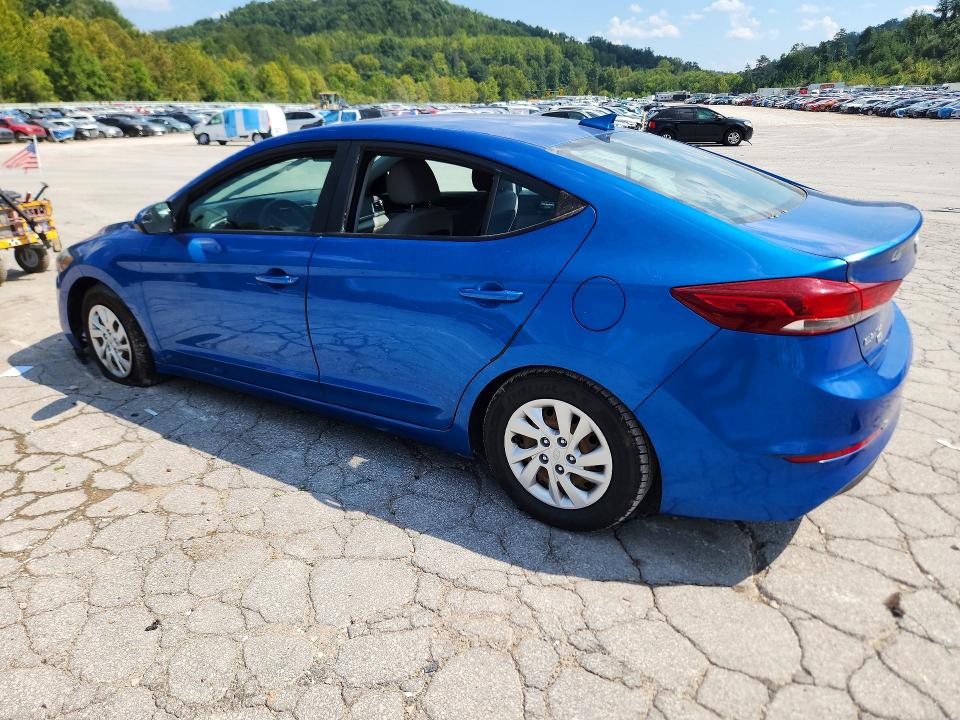 2017 Hyundai Elantra მანქანა იყიდება აუქციონზე, vin: 5NPD74LFXHH200774, აუქციონის ნომერი: 67891856