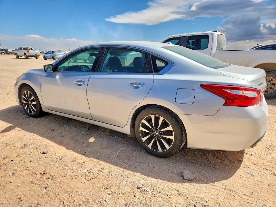 70611916 :رقم المزاد ، 1N4AL3AP0GC216275 vin ، 2016 Nissan Altima مزاد بيع