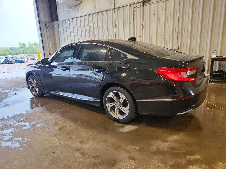 67444986 :رقم المزاد ، 1HGCV1F59JA214487 vin ، 2018 Honda Accord مزاد بيع