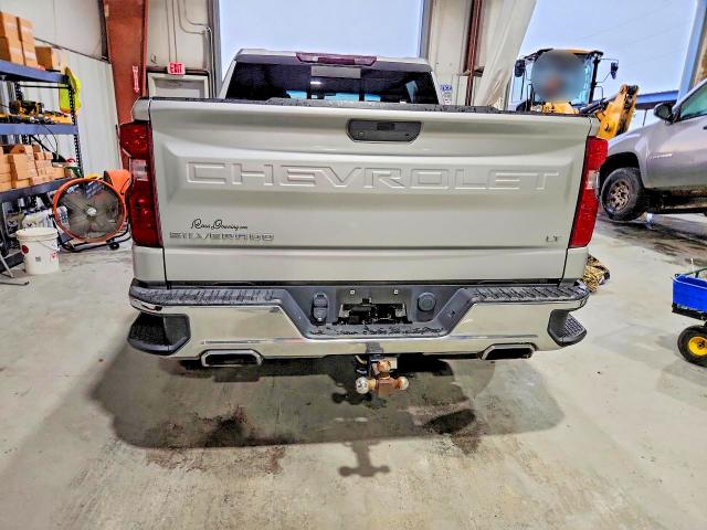 2020 Chevrolet Silverado მანქანა იყიდება აუქციონზე, vin: 3GCUYDED5LG415893, აუქციონის ნომერი: 67917256