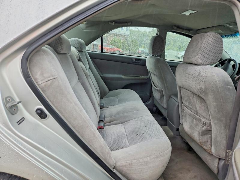 70951276 :رقم المزاد ، 4T1BE32K44U812597 vin ، 2004 Toyota Camry مزاد بيع
