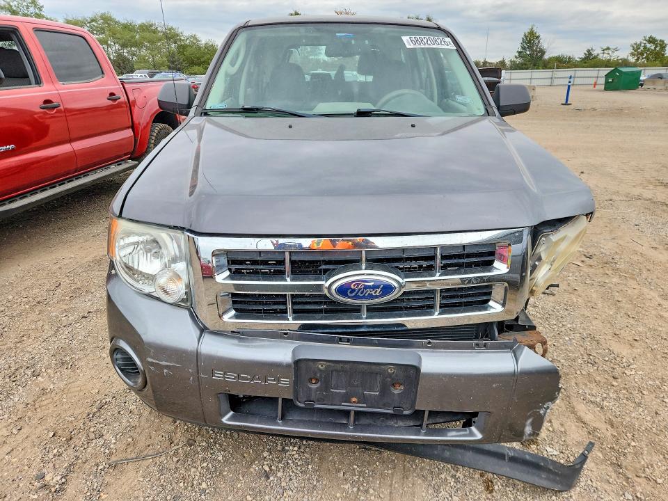 2012 Ford Escape მანქანა იყიდება აუქციონზე, vin: 1FMCU0C70CKA82147, აუქციონის ნომერი: 68820826