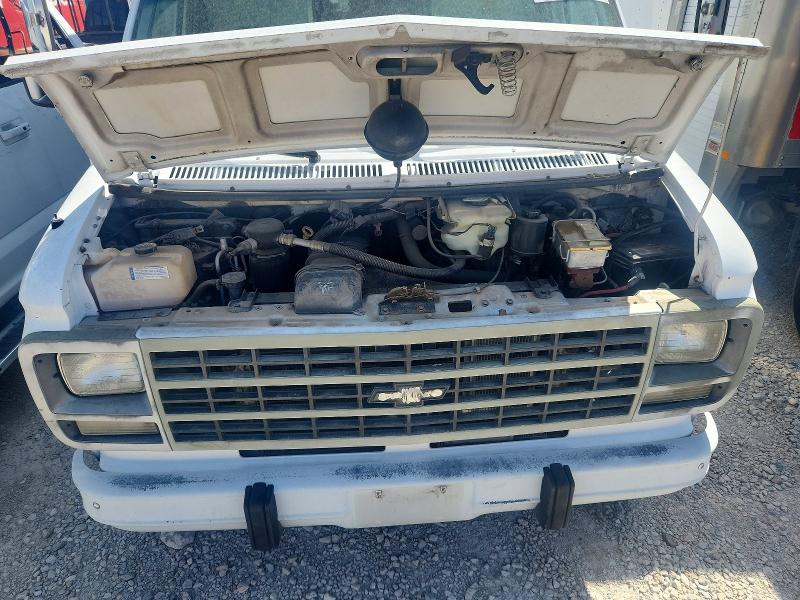 68397706 :رقم المزاد ، 1GBHG31K1SF224186 vin ، 1995 Chevrolet G30 مزاد بيع