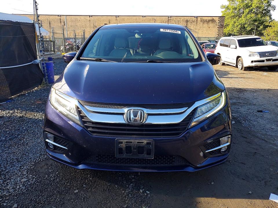 70714556 :رقم المزاد ، 5FNRL6H92JB069988 vin ، 2018 Honda Odyssey مزاد بيع