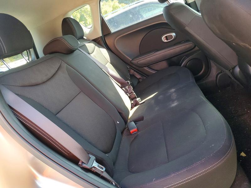 68342366 :رقم المزاد ، KNDJN2A20J7592963 vin ، 2018 Kia Soul مزاد بيع