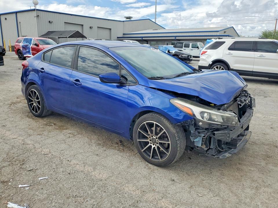 2017 Kia Forte მანქანა იყიდება აუქციონზე, vin: 3KPFL4A70HE096347, აუქციონის ნომერი: 69809176