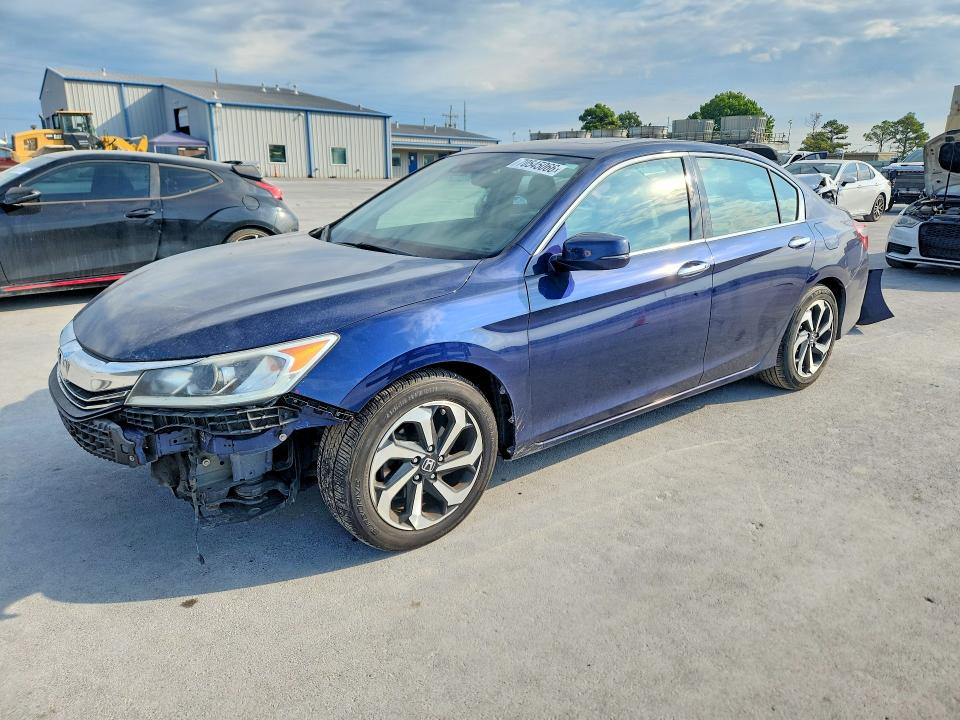 Aukcja sprzedaży 2017 Honda Accord, vin: 1HGCR3F02HA023606, numer aukcji: 70545066