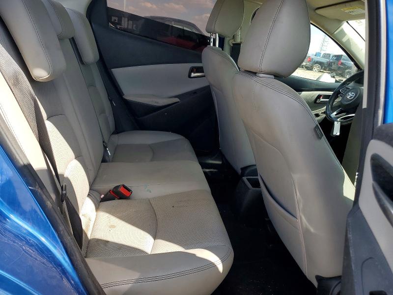 69638716 :رقم المزاد ، 3MYDLBYV1KY525261 vin ، 2019 Toyota Yaris مزاد بيع
