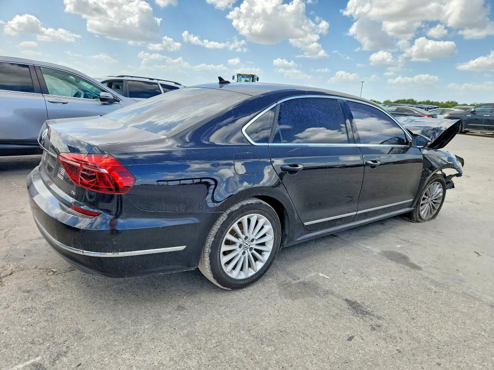 Aukcja sprzedaży 2017 Volkswagen Passat, vin: 1VWBT7A3XHC072333, numer aukcji: 69361396
