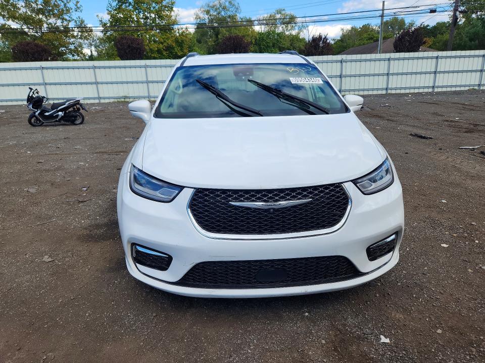2022 Chrysler Pacifica მანქანა იყიდება აუქციონზე, vin: 2C4RC1BG8NR213077, აუქციონის ნომერი: 69504346