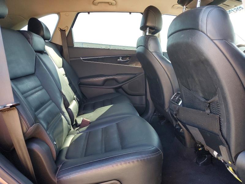 Продажа на аукционе авто 2017 Kia Sorento, vin: 5XYPH4A50HG200746, номер лота: 69542966