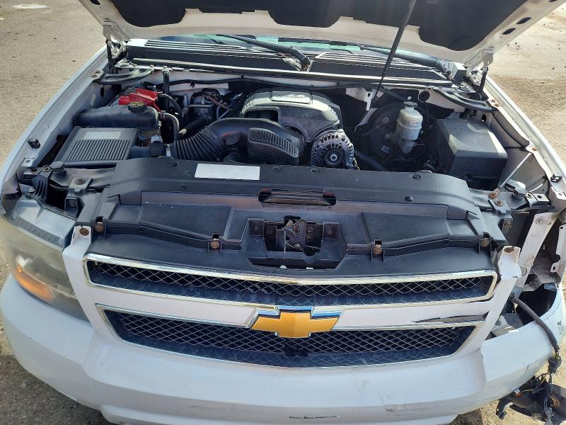 2012 Chevrolet Suburban მანქანა იყიდება აუქციონზე, vin: 1GNSKJE71CR270909, აუქციონის ნომერი: 70653386