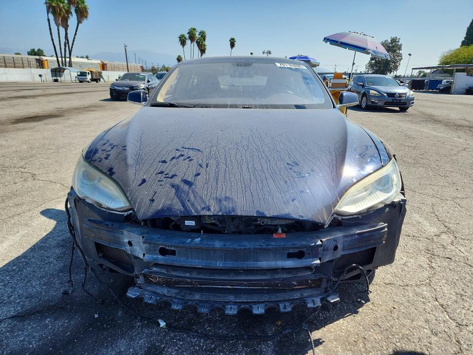 Продажа на аукционе авто 2013 Tesla Model S, vin: 5YJSA1DN0DFP12274, номер лота: 70116406