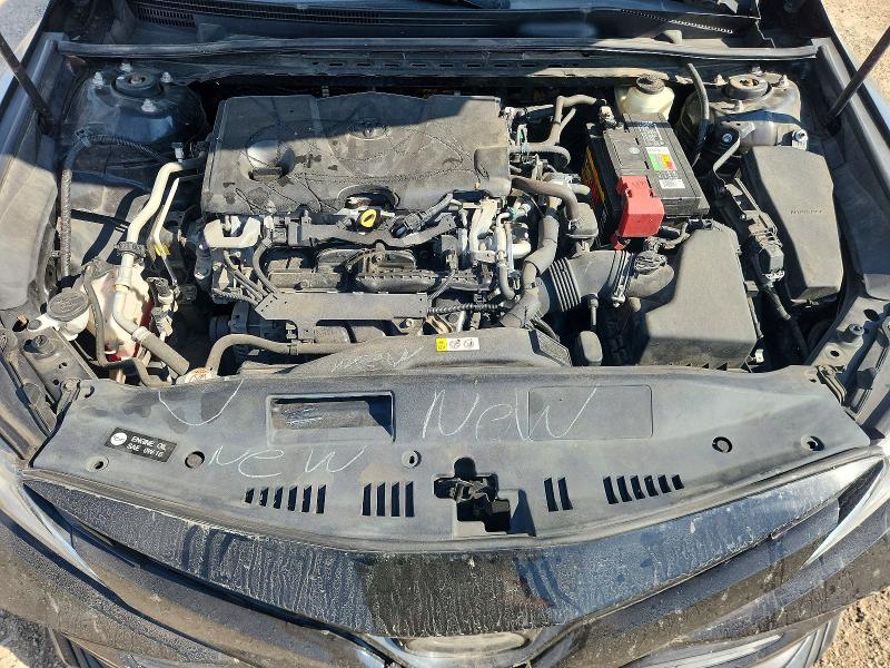 68070026 :رقم المزاد ، 4T1B11HKXJU663812 vin ، 2018 Toyota Camry مزاد بيع